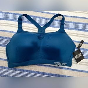 Victoria Sport bra. New. Teal color